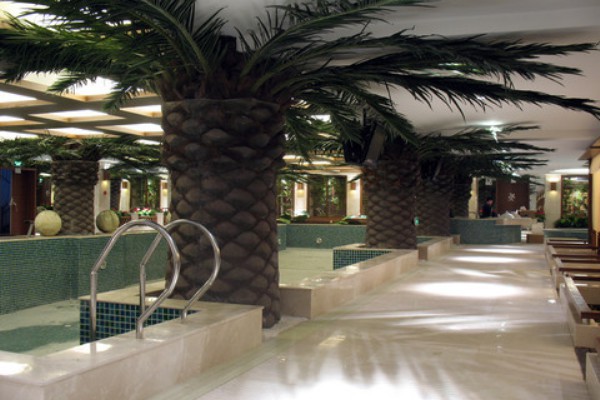 重庆桑拿休闲，预约热线轻松享！