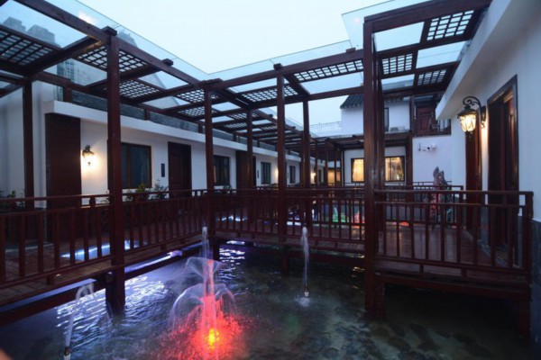 重庆小哥手艺了得，专业按摩养生秘籍大公开